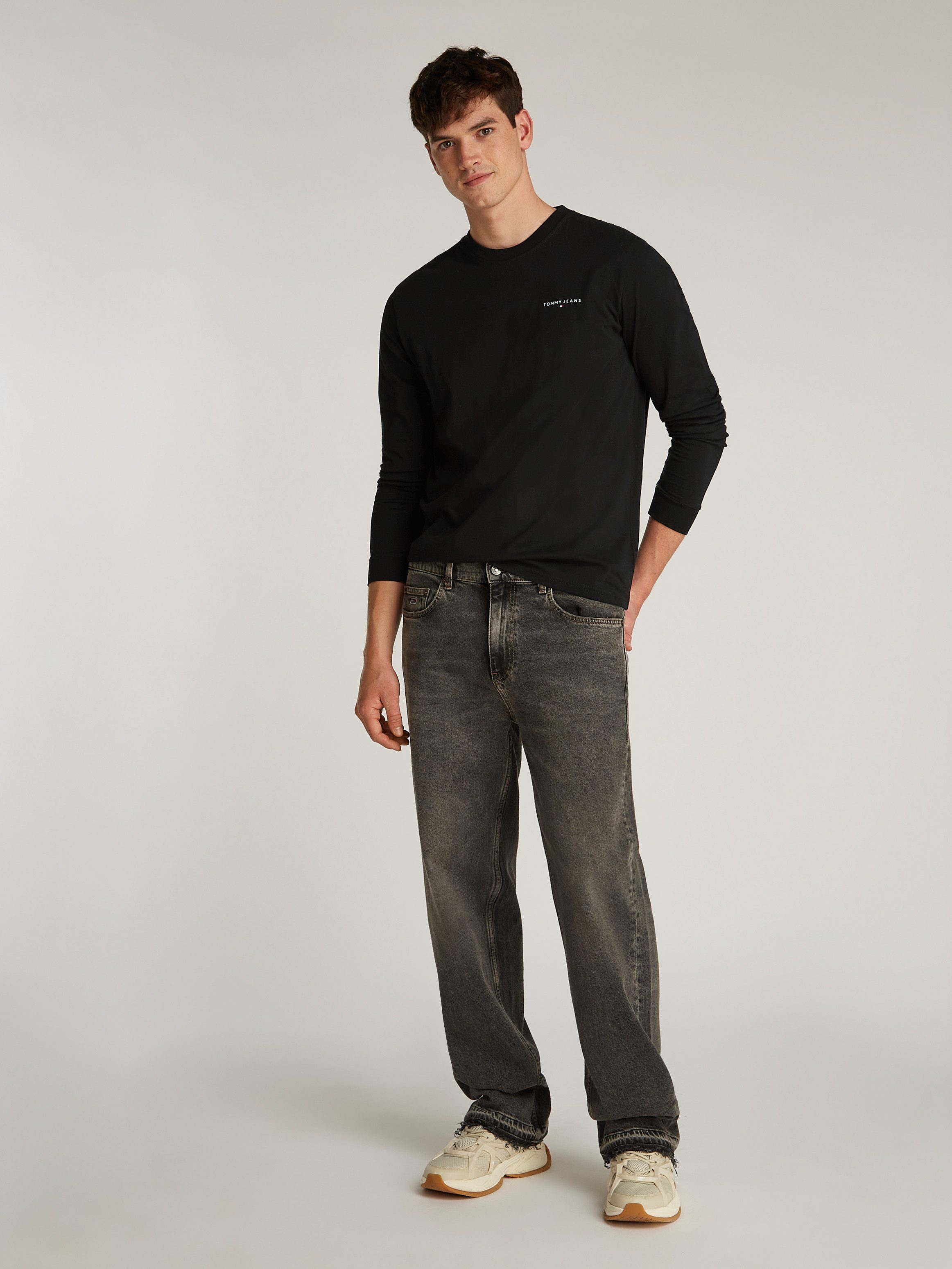 Tommy Jeans Plus Shirt met lange mouwen TJM SLIM LINEAR CHEST LS TEE EXT