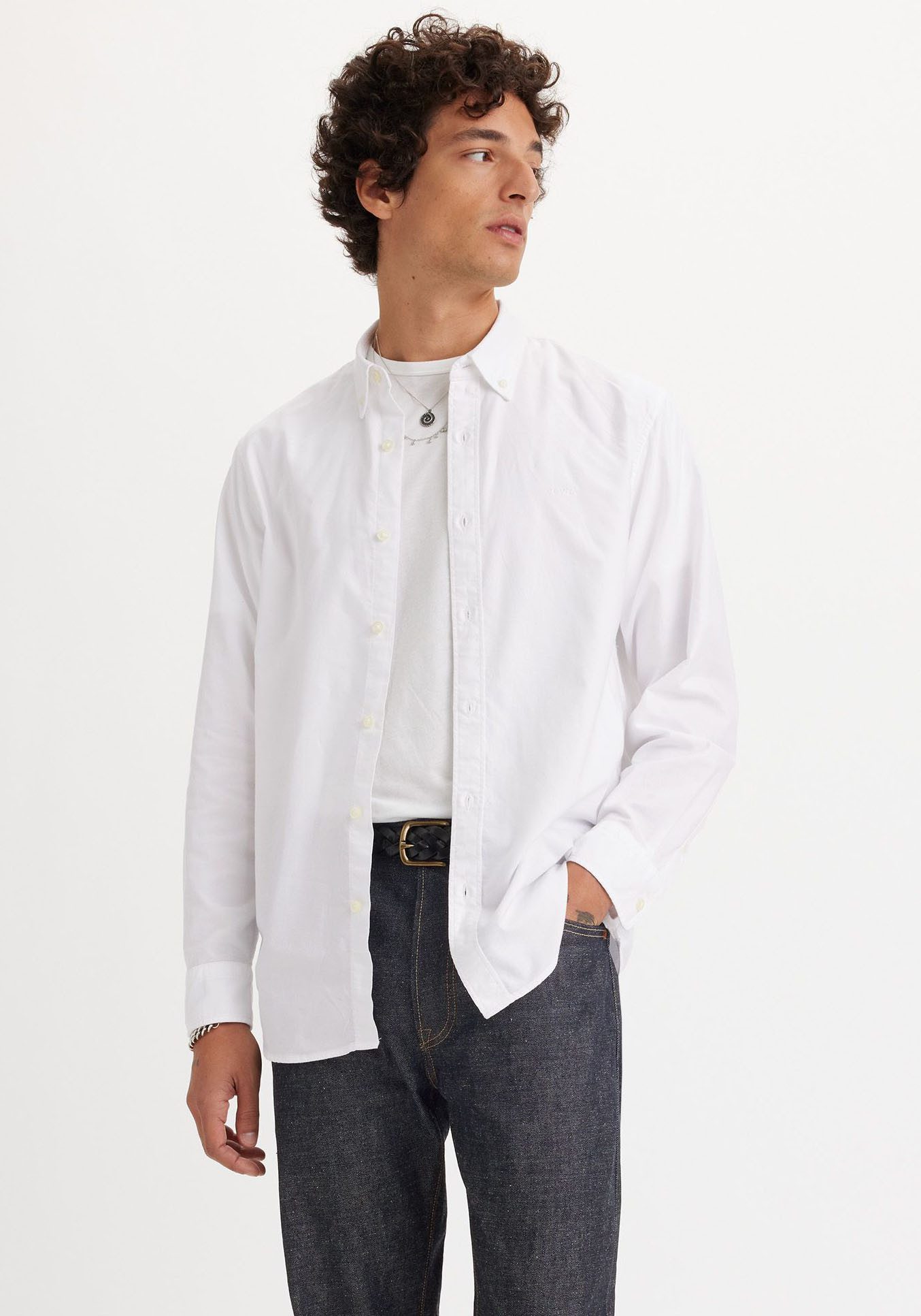 Levi's Overhemd met lange mouwen AUTHENTIC BUTTON DOWN met ton-in-ton logo-borduursel op de borst